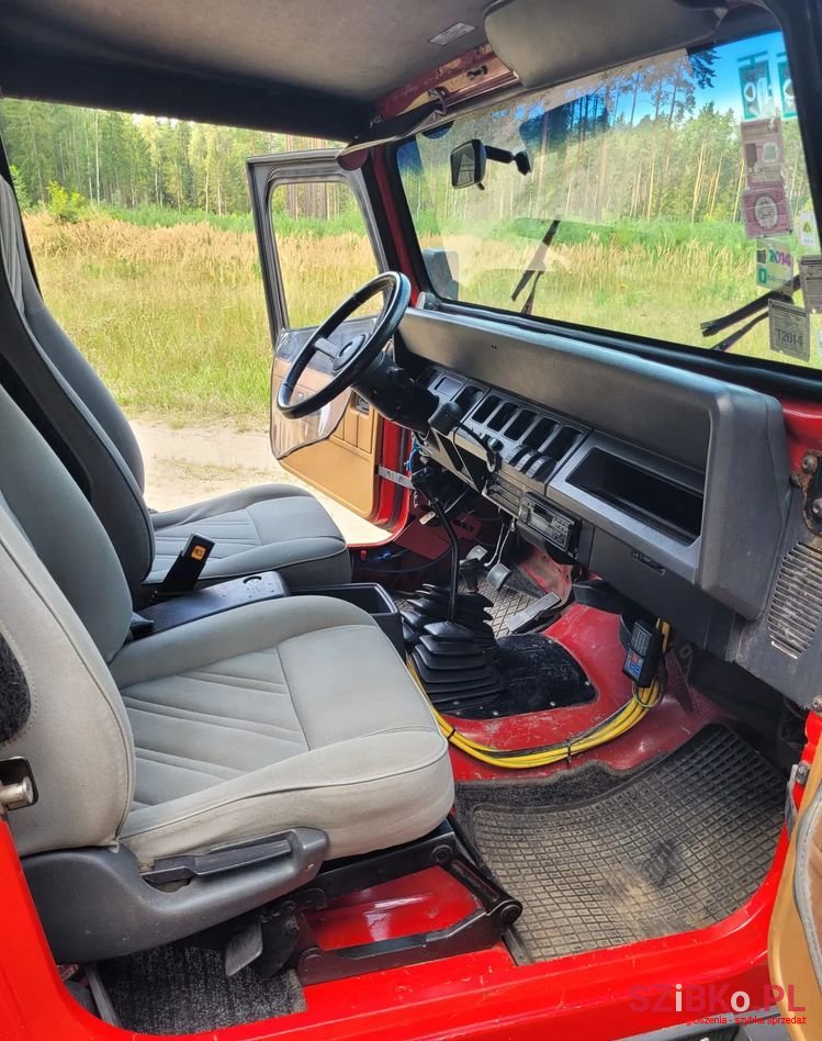 1993' Jeep Wrangler photo #2