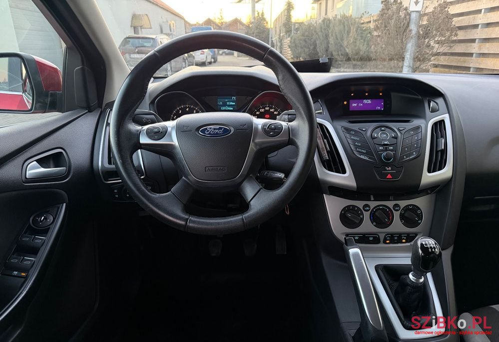 2012' Ford Focus photo #5