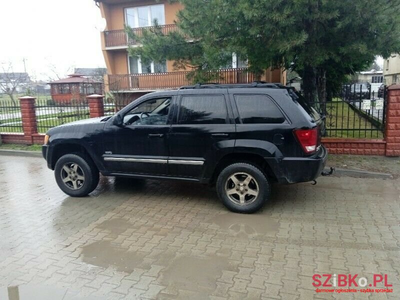 2006' Jeep Grand Cherokee photo #5