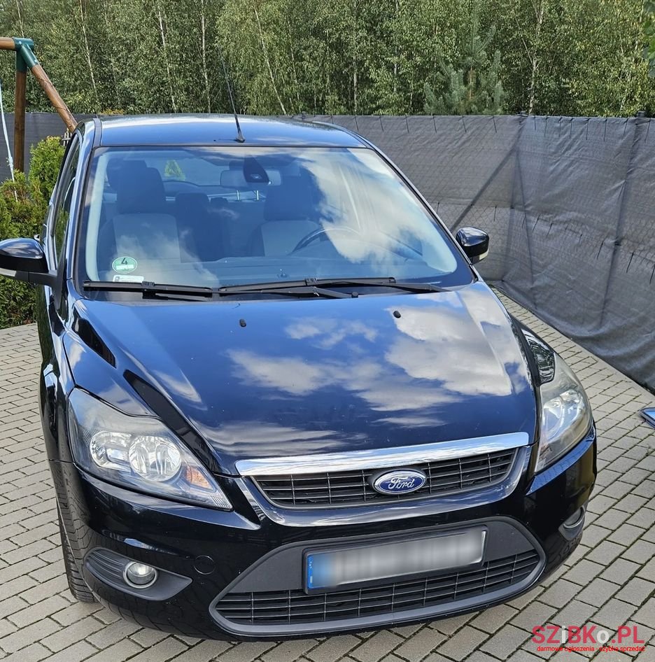 2009' Ford Focus photo #4