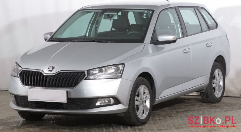 2018' Skoda Fabia photo #1
