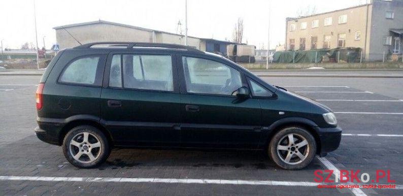 2000' Opel Zafira photo #1