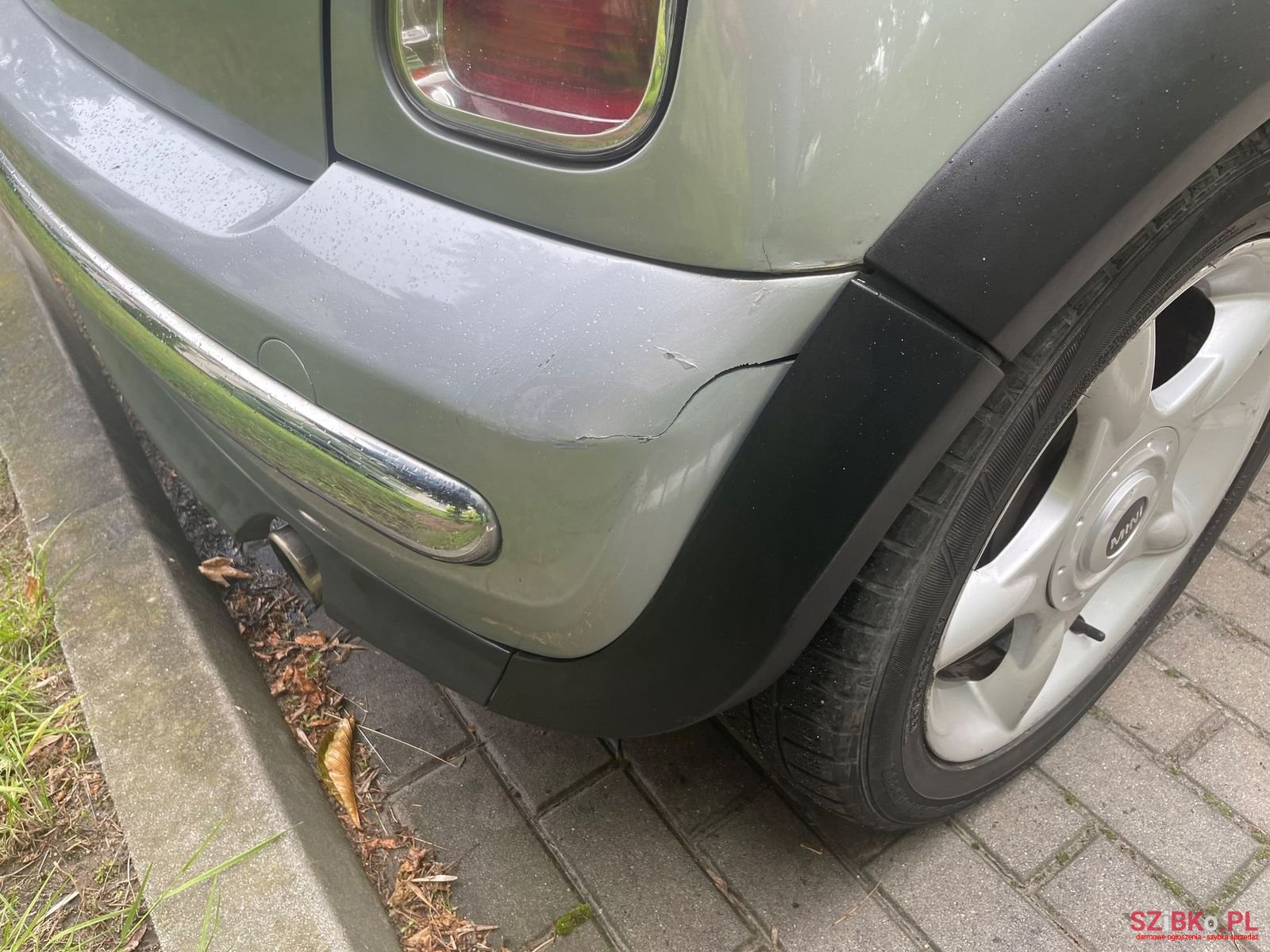 2001' MINI Cooper photo #6