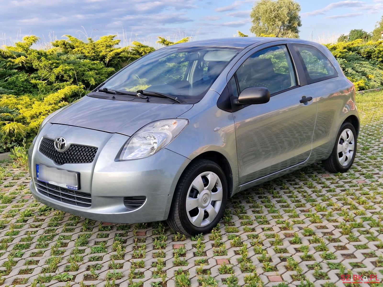 2007' Toyota Yaris photo #3
