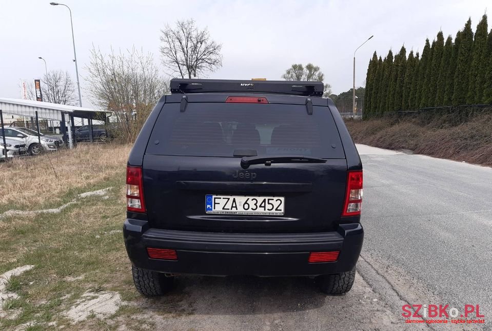 2006' Jeep Grand Cherokee photo #5