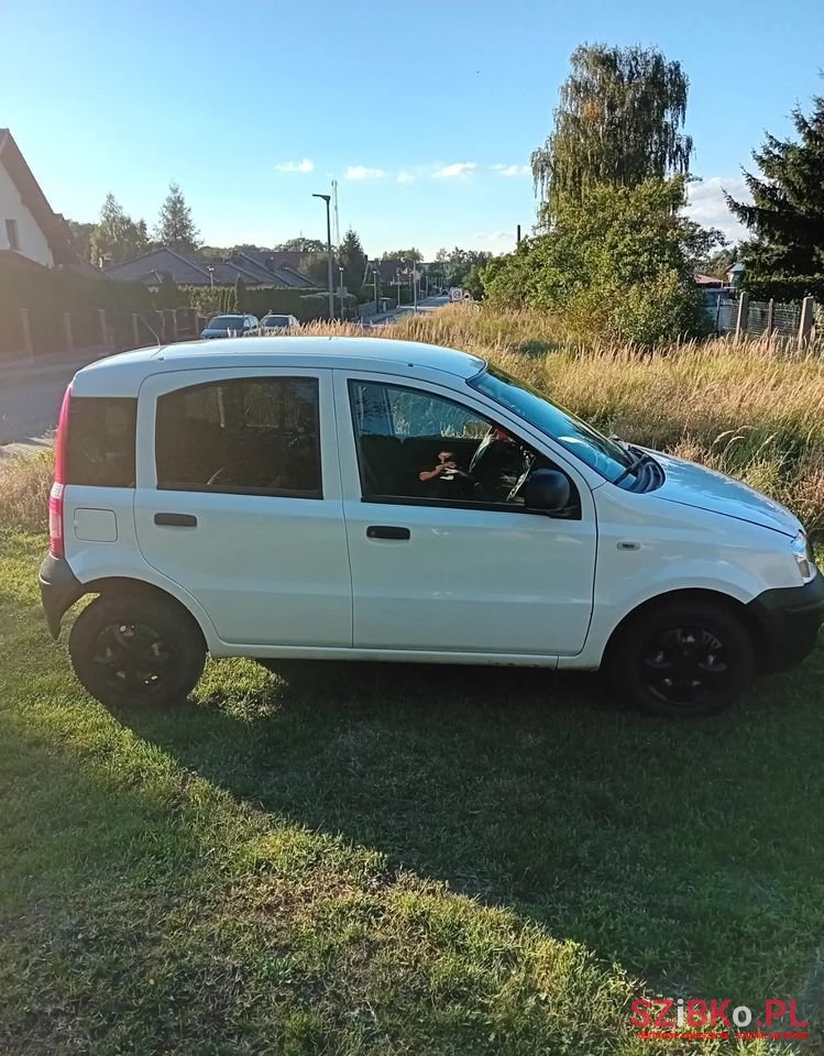 2011' Fiat Panda photo #1