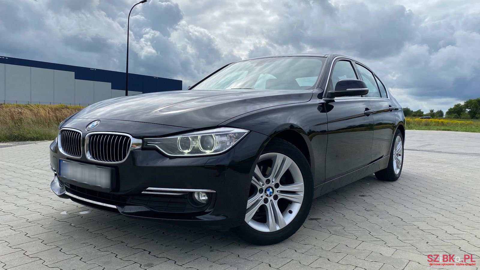 2012' BMW 3 Series photo #3