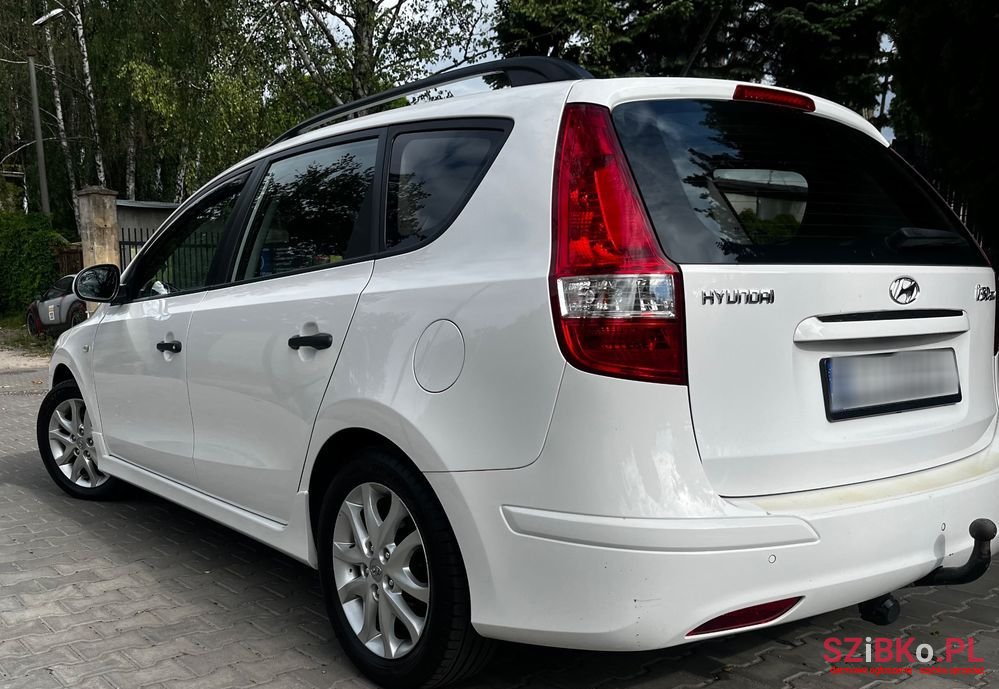 2012' Hyundai i30 1.4 Classic photo #5