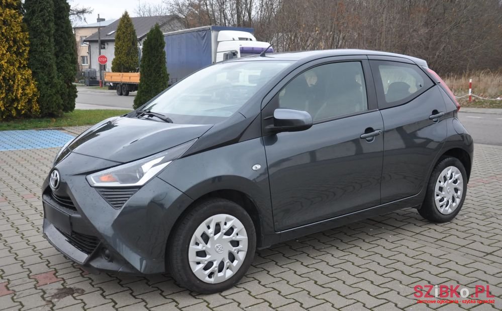 2019' Toyota Aygo X-Clusiv photo #4