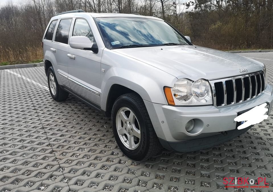 2006' Jeep Grand Cherokee photo #4