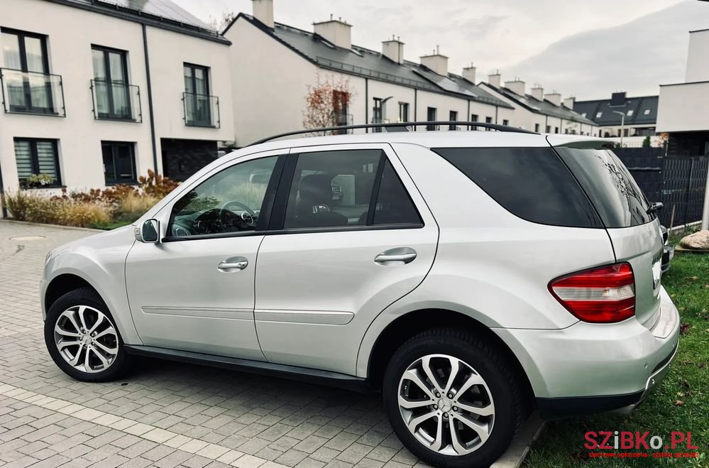 2008' Mercedes-Benz Ml 320 Cdi 4-Matic photo #5