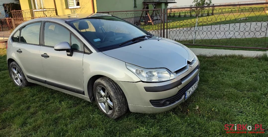 2007' Citroen C4 photo #3