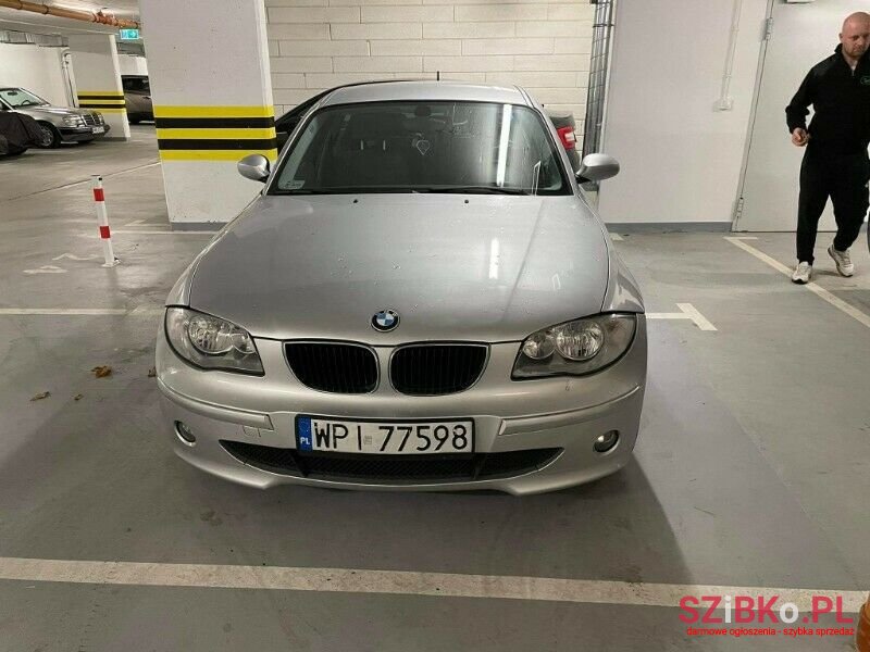 2005' BMW Seria 1 photo #1