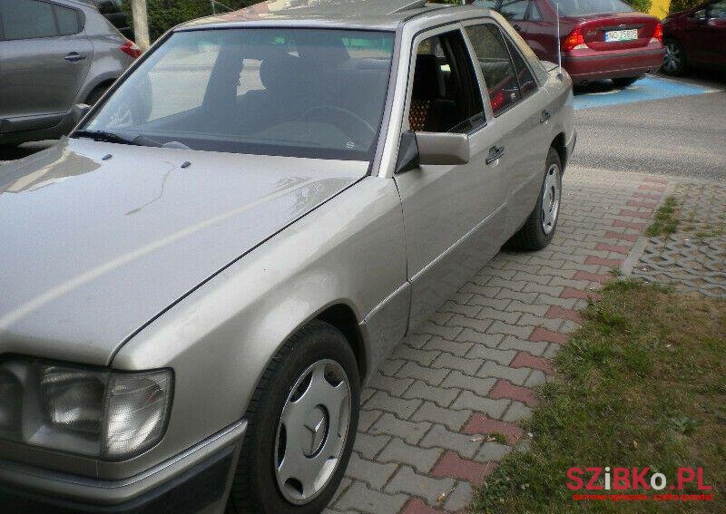 1997' Mercedes-Benz Klasa E photo #1