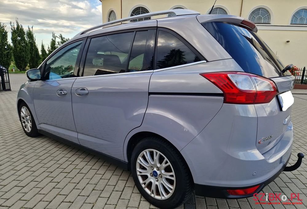 2012' Ford C-MAX photo #6