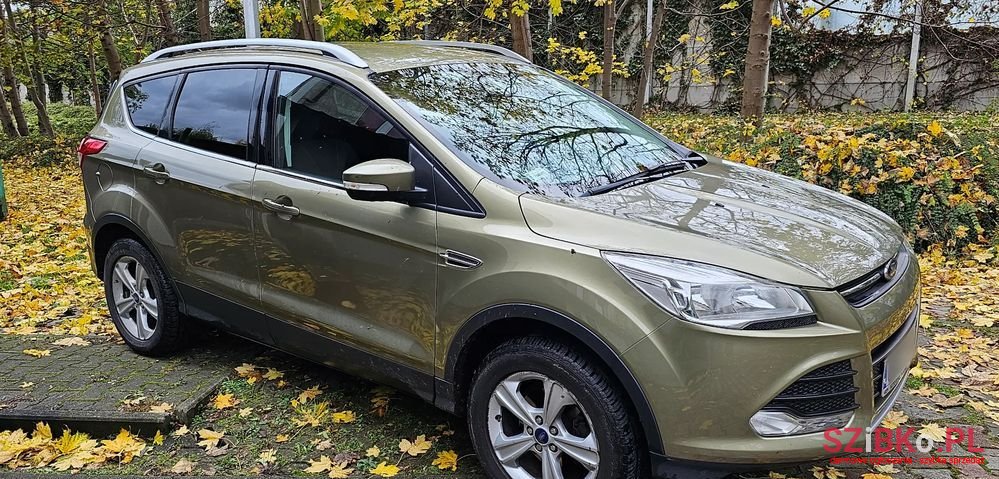 2014' Ford Kuga photo #3