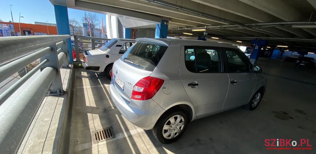 2012' Skoda Fabia photo #5