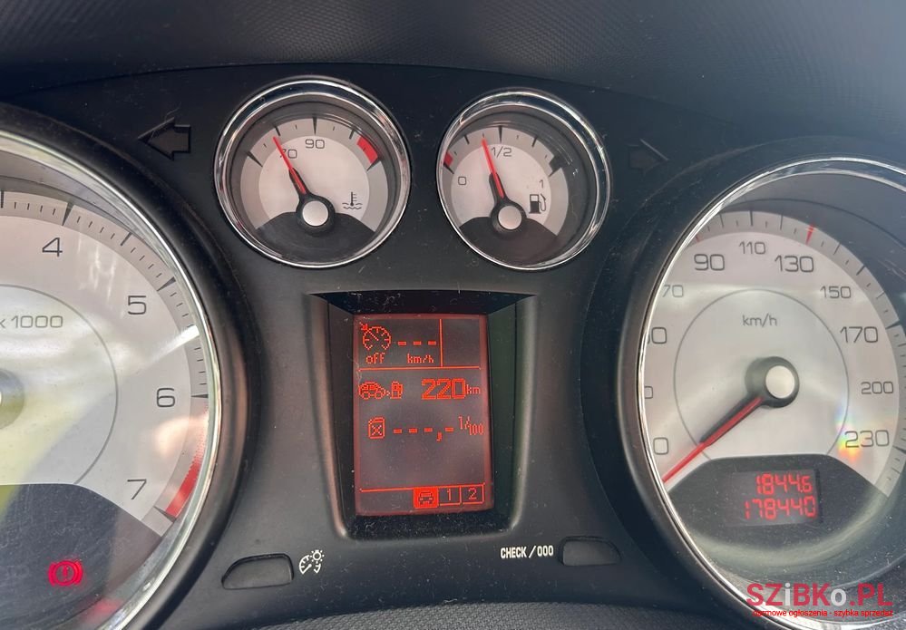 2008' Peugeot 308 1.6 Premium Plus photo #5