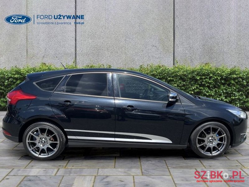 2015' Ford Focus photo #4