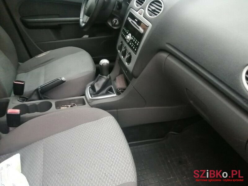2006' Ford Focus photo #5