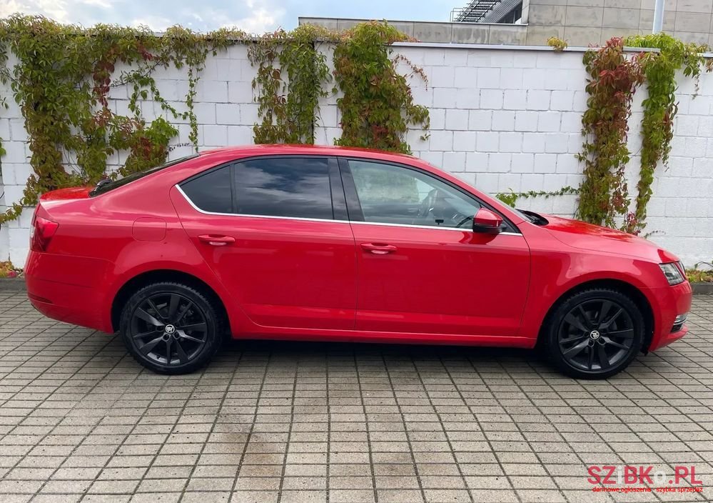2018' Skoda Octavia photo #6