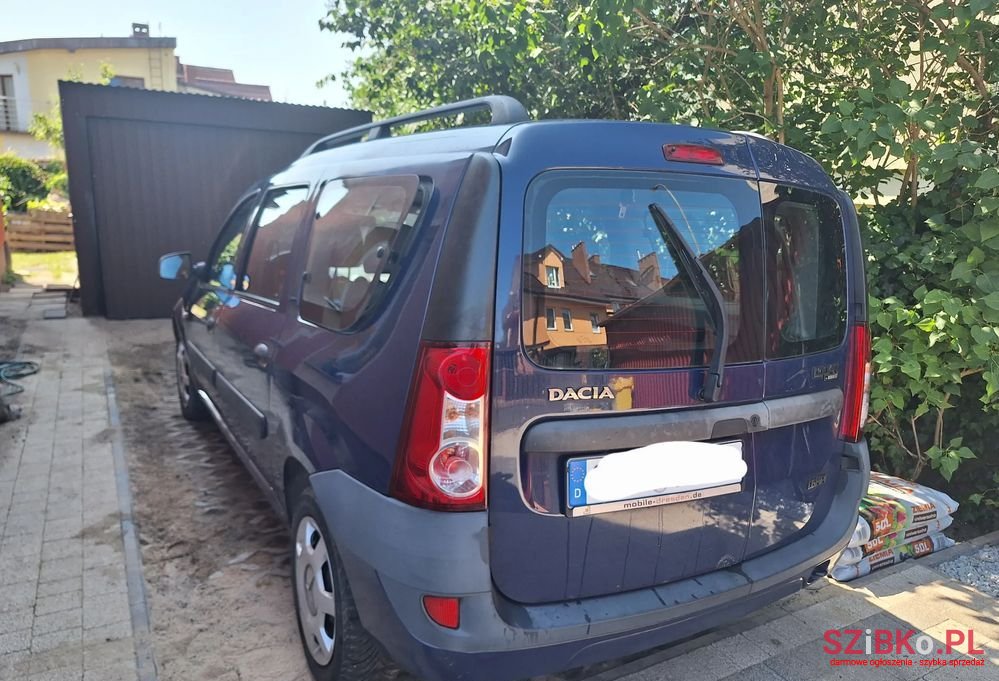 2007' Dacia Logan photo #4