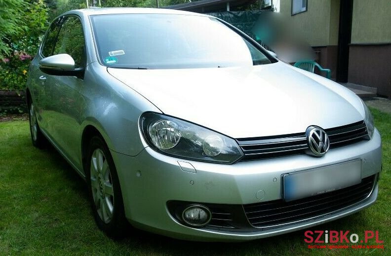 2008' Volkswagen Golf photo #1