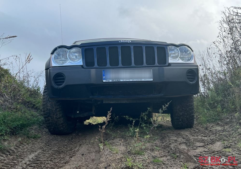 2004' Jeep Grand Cherokee photo #5