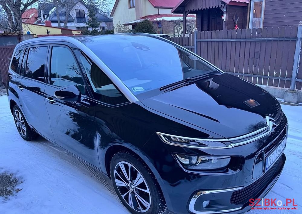 2017' Citroen C4 Grand Picasso photo #4