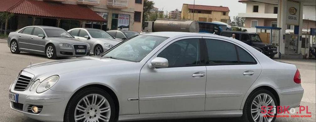 2008' Volkswagen Yaris photo #2