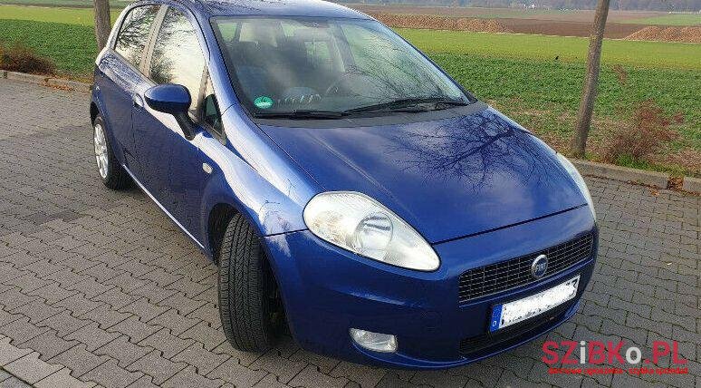 2005' Fiat Punto photo #1
