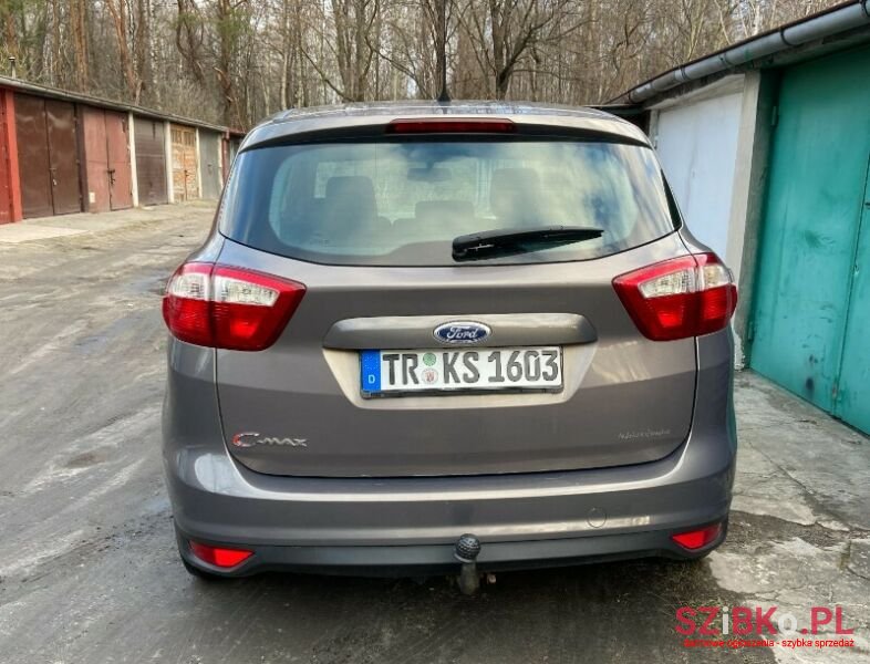 2012' Ford C-MAX photo #3