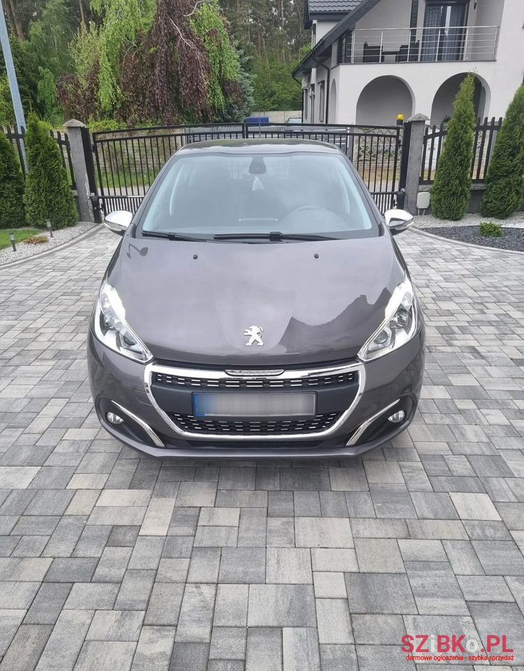 2019' Peugeot 208 photo #1