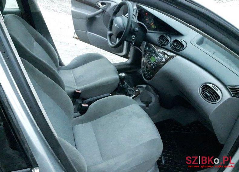 2000' Ford Focus photo #1