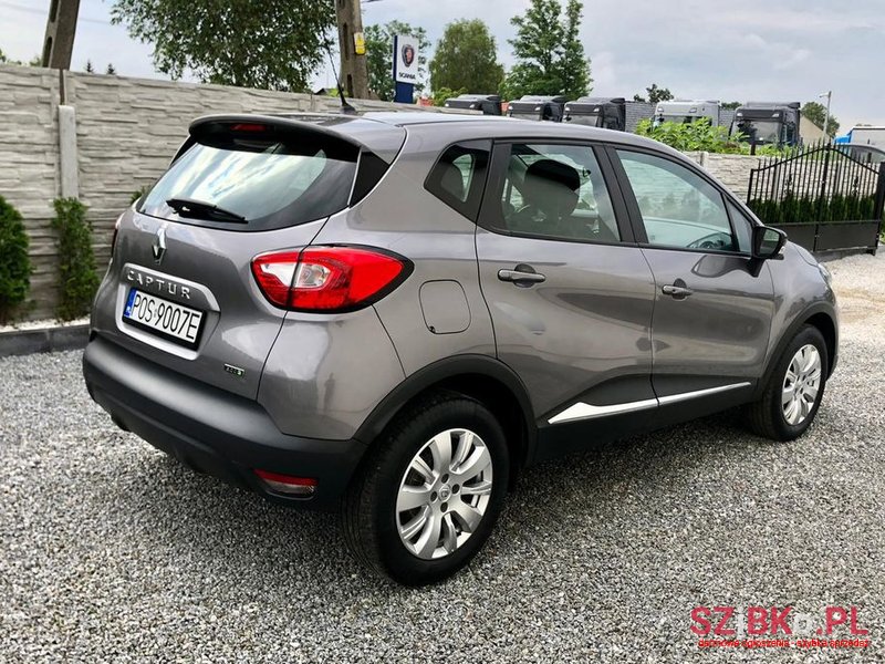 2016' Renault Captur photo #4