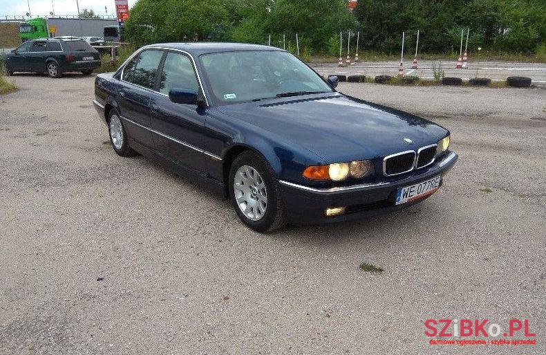 1999' BMW Seria 7 photo #1