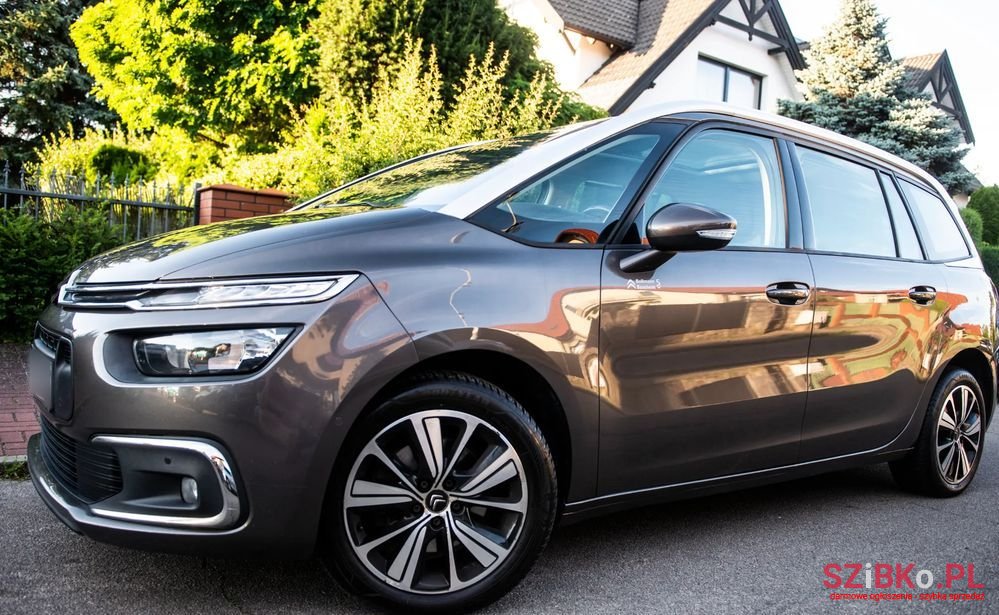 2017' Citroen C4 Picasso photo #1