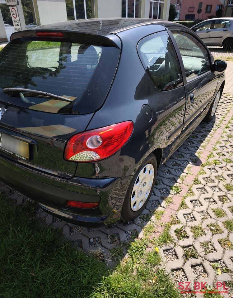 2010' Peugeot 206 photo #4