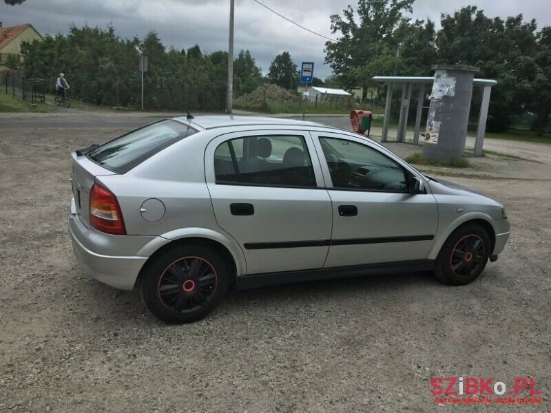 2005' Opel Astra photo #6