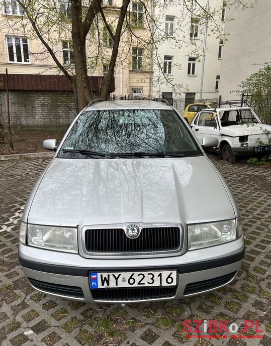 2005' Skoda Octavia photo #1