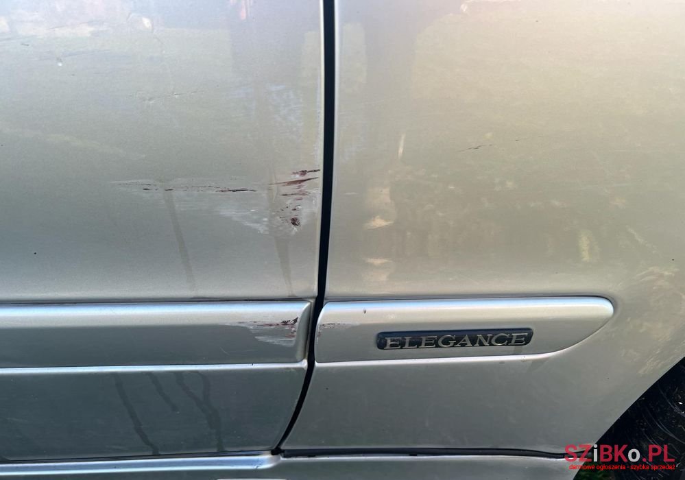 2002' Mercedes-Benz CLK 320 Elegance photo #6