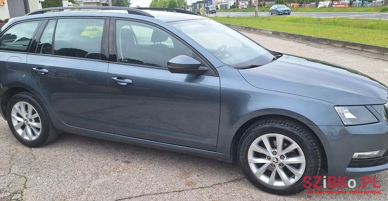 2017' Skoda Octavia 1.6 Tdi Ambition photo #2