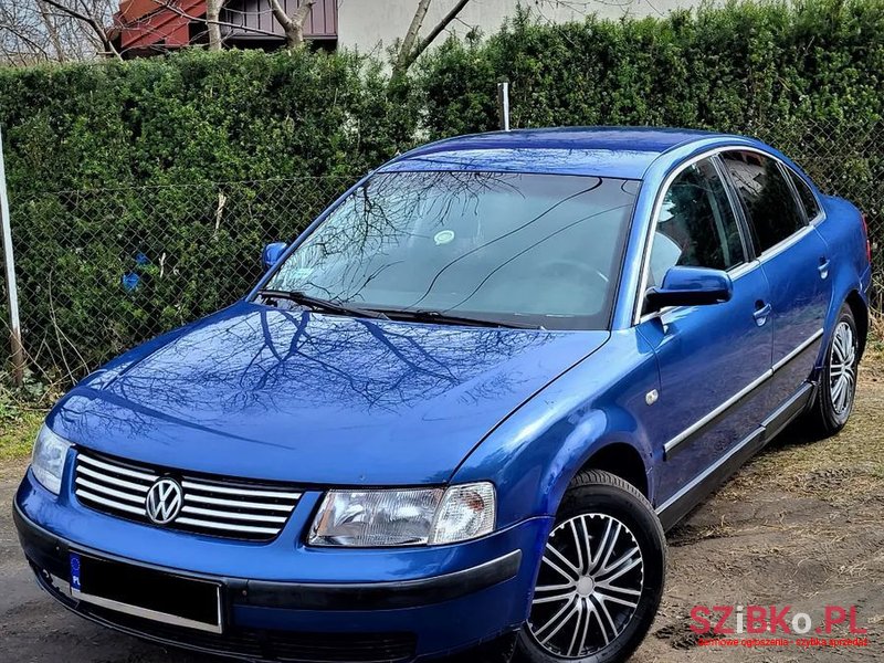 1997' Volkswagen Passat photo #1