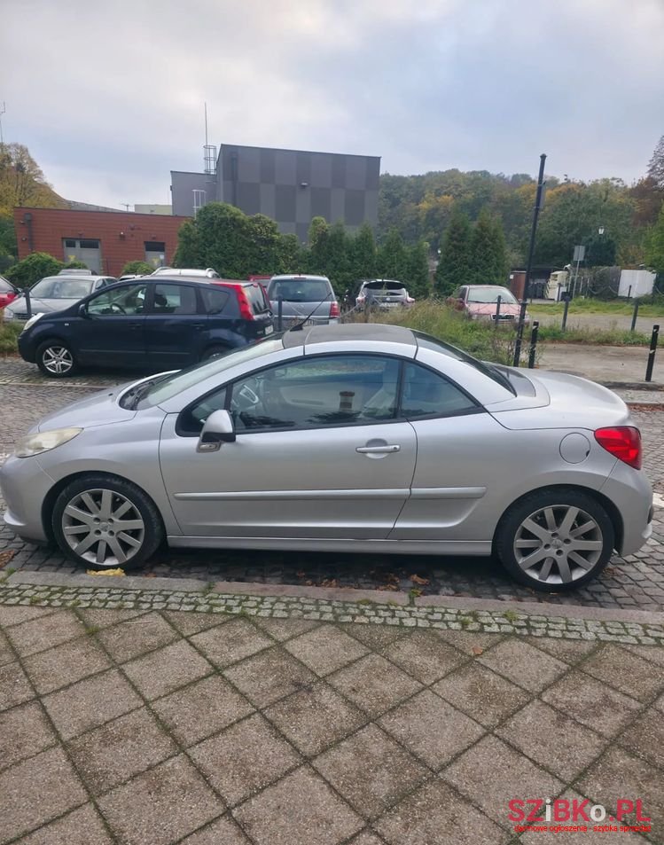 2008' Peugeot 207 1.6 Turbo Sport photo #4