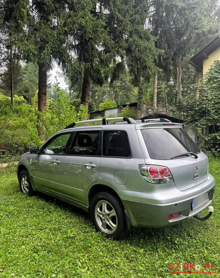 2004' Mitsubishi Outlander 2.0 Comfort 4Wd photo #1