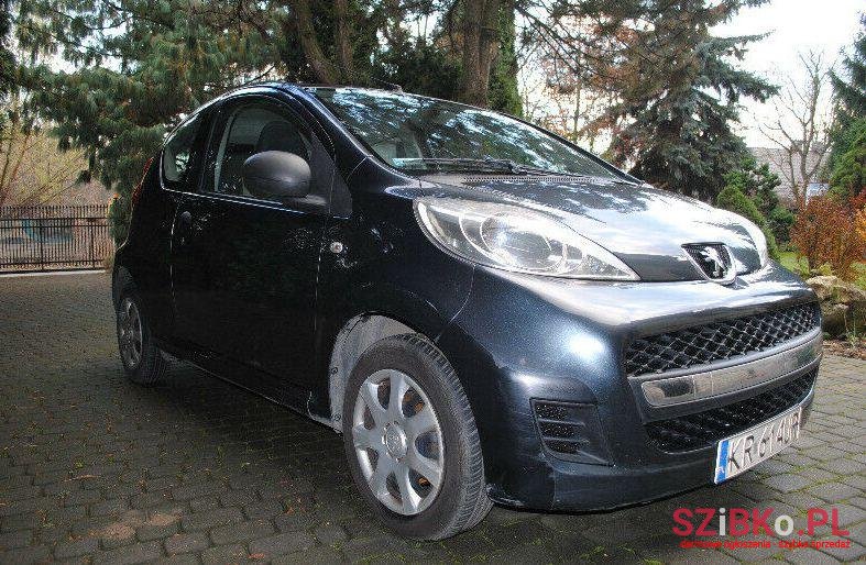 2011' Peugeot 107 photo #1