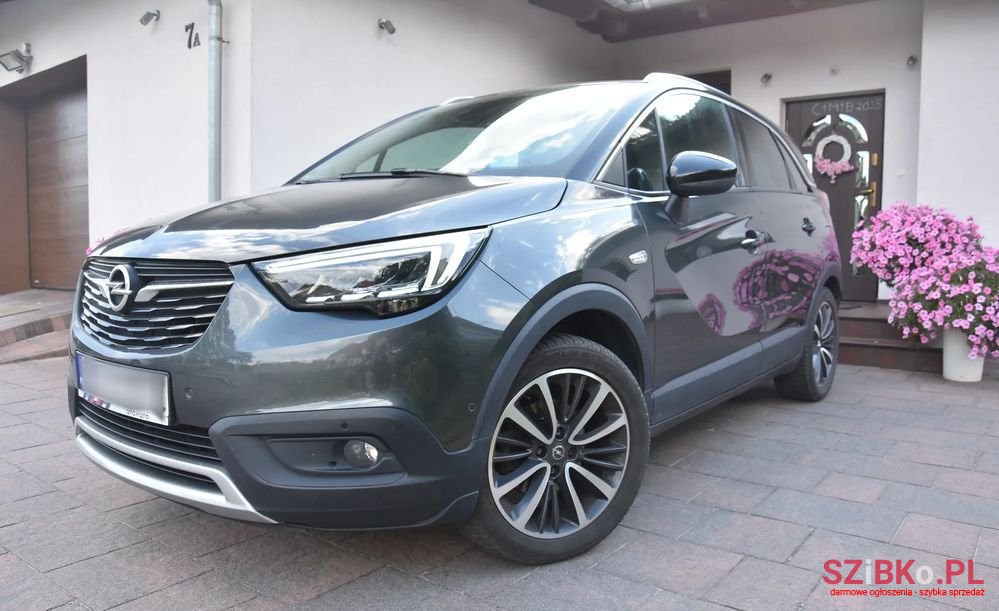 2017' Opel Crossland X photo #1