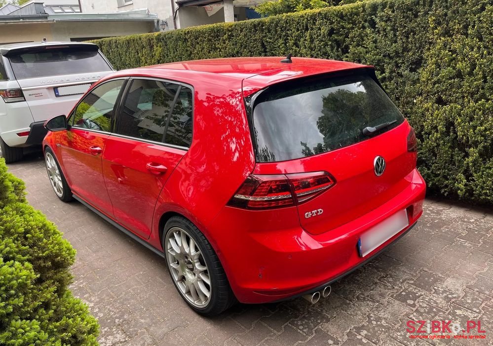 2013' Volkswagen Golf photo #4