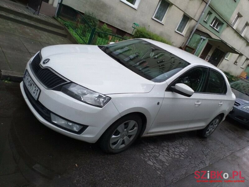 2015' Skoda Rapid photo #2