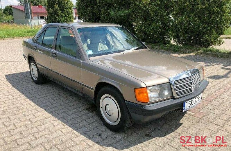 1988' Mercedes-Benz 190 photo #1